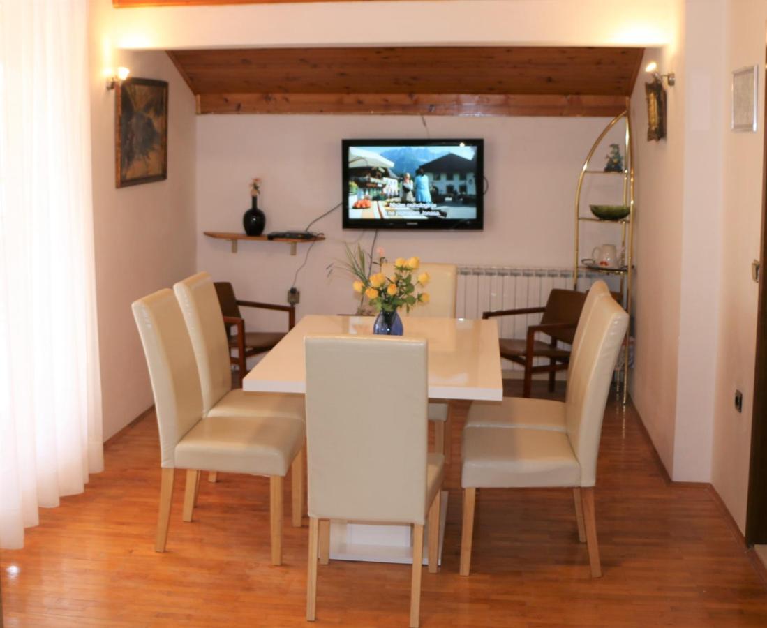 Apartment Grgas-Tucilo Zablace Exterior photo