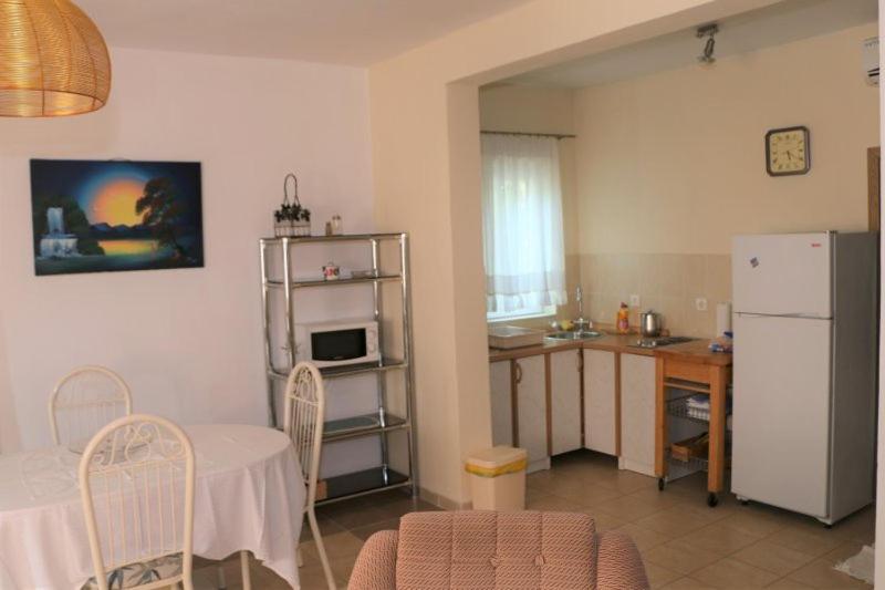 Apartment Grgas-Tucilo Zablace Exterior photo