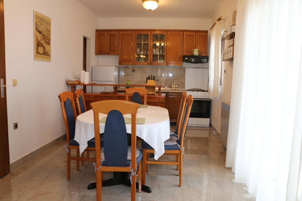 Apartment Grgas-Tucilo Zablace Exterior photo