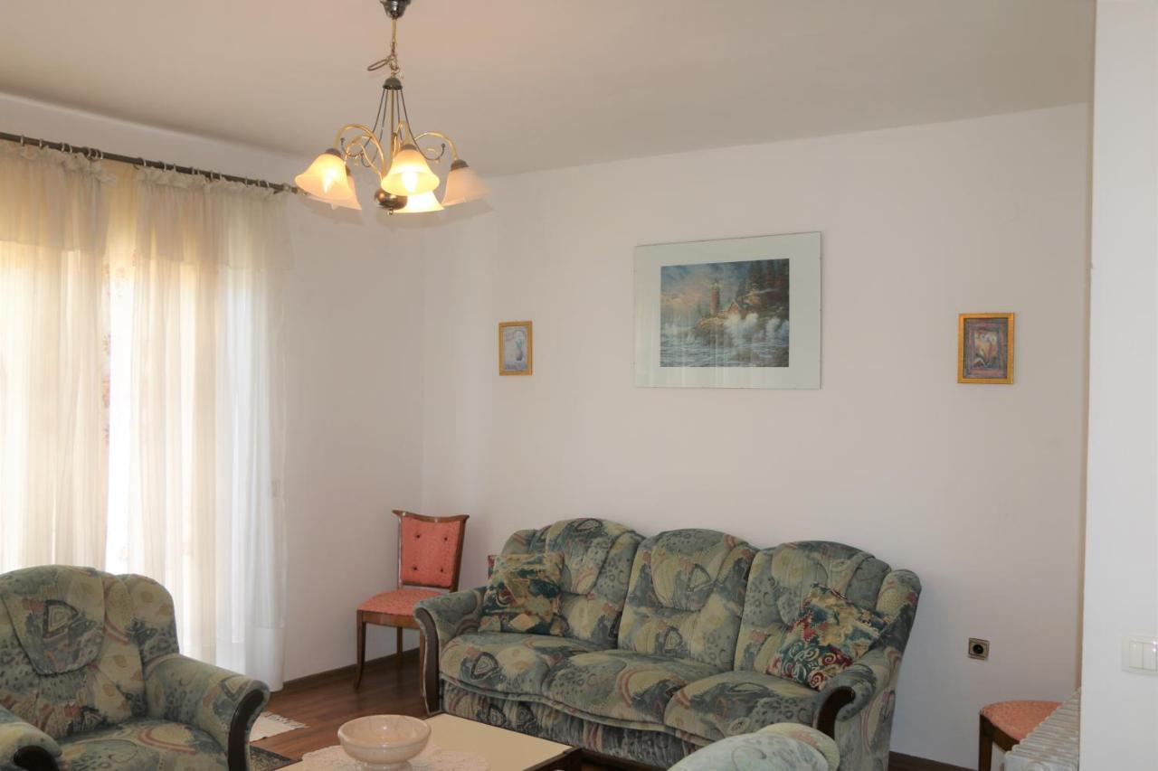 Apartment Grgas-Tucilo Zablace Exterior photo